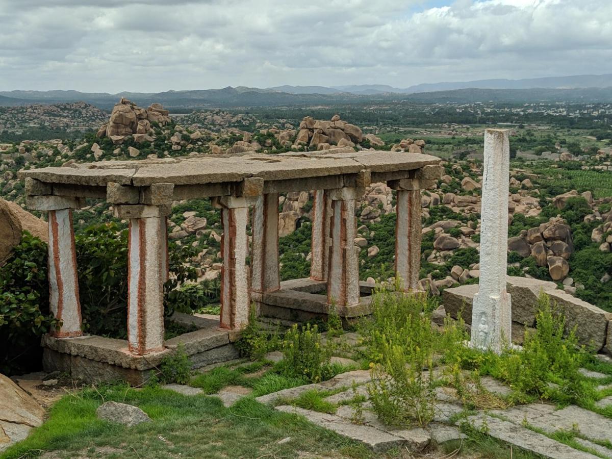 Hotel Varsha Hampi Εξωτερικό φωτογραφία
