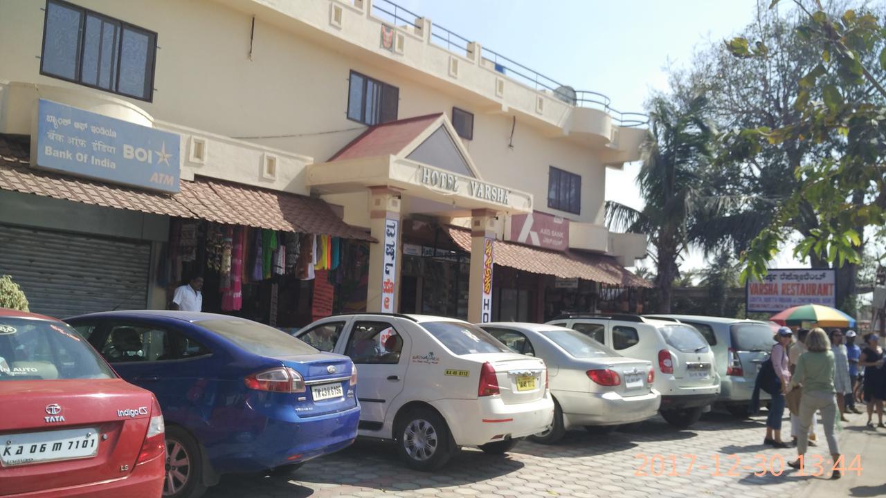 Hotel Varsha Hampi Εξωτερικό φωτογραφία